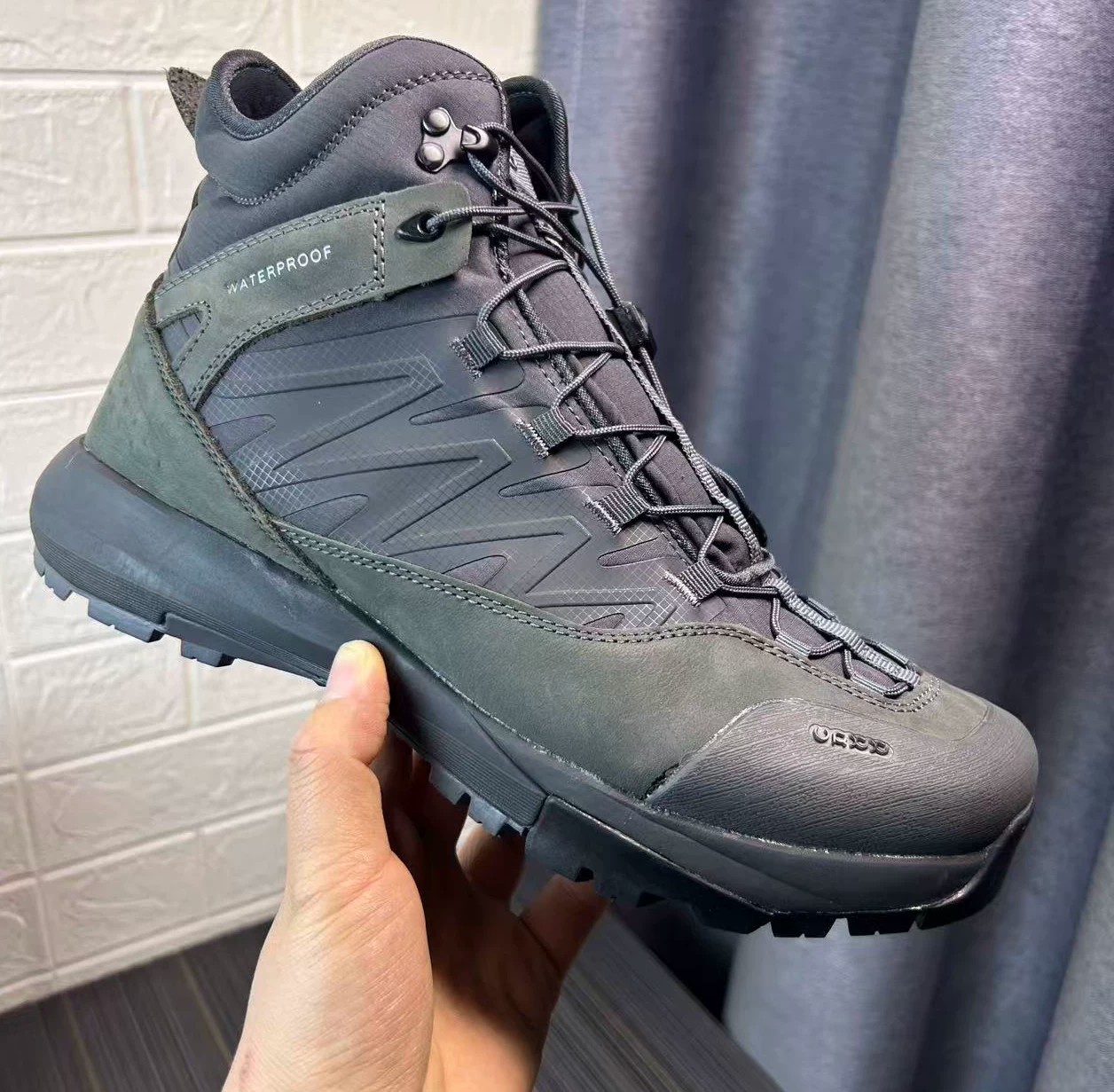 Streetwear Brand Designer - High Top Hiking Leather Shoes Men