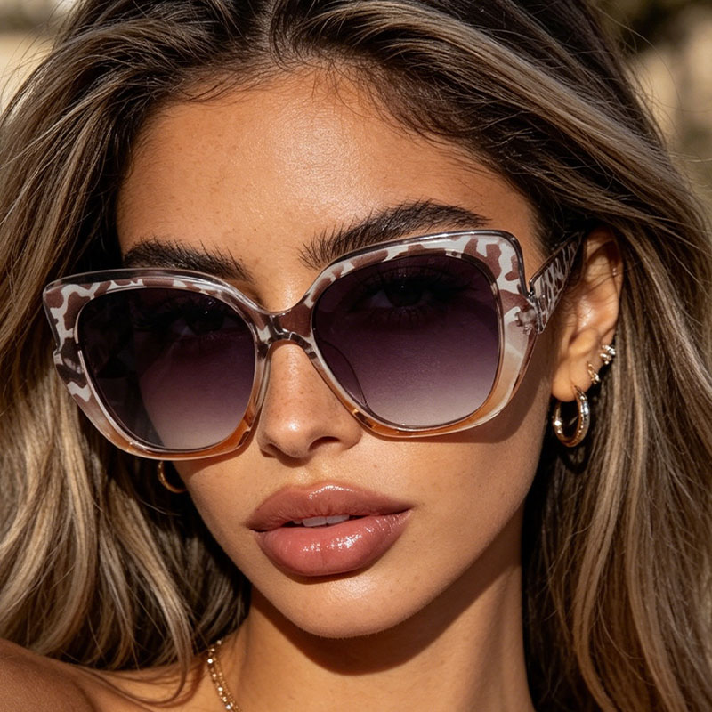 1Pc Niche Trendy Brand Pink Le - огляд і ціна Streetwear Brand With Eye