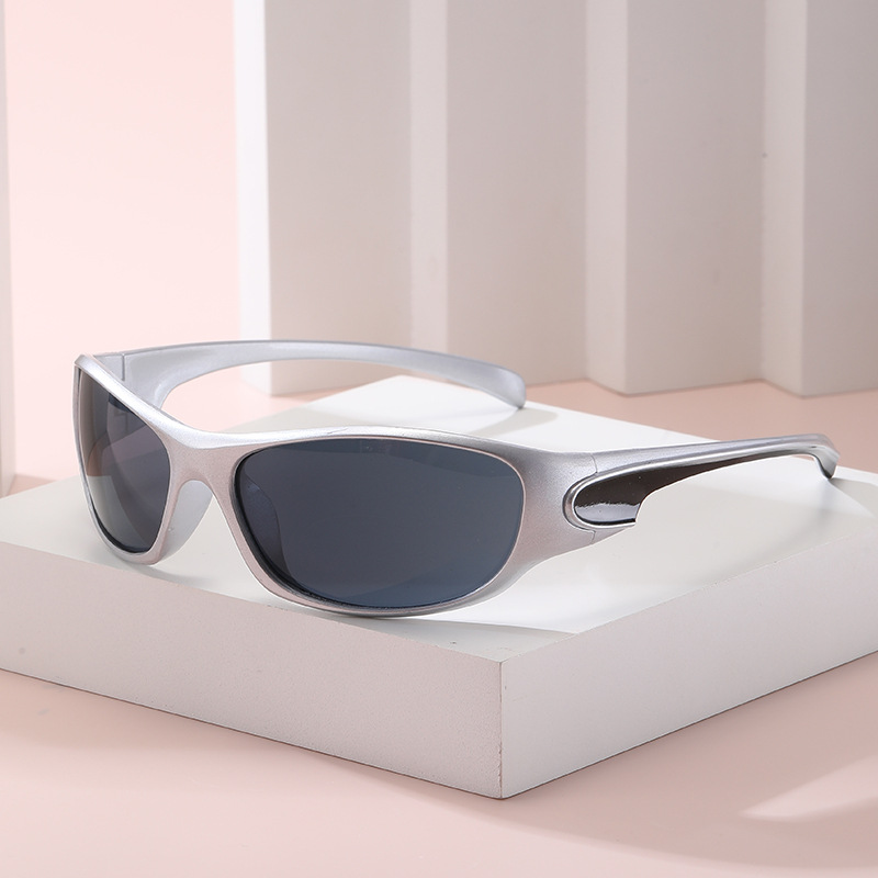 New Punk Y2K Sunglasses Women  - огляд і ціна Streetwear Brand Designer