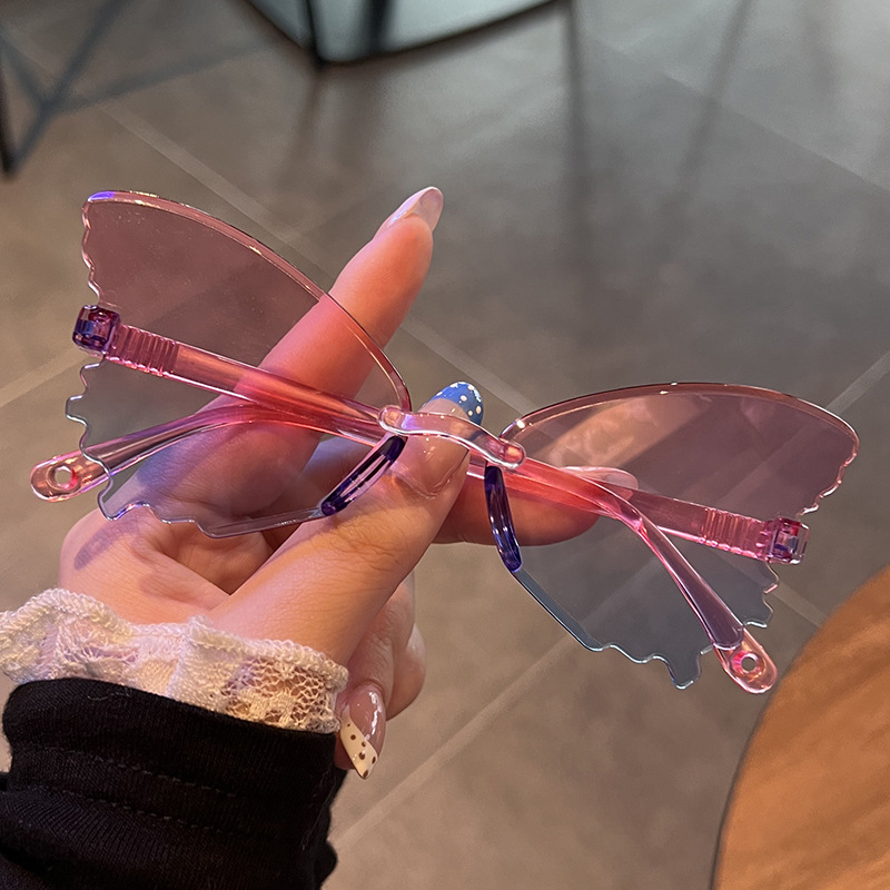 Vintage Rimless Butterfly Shap - огляд і ціна Streetwear Brand With Butterfly